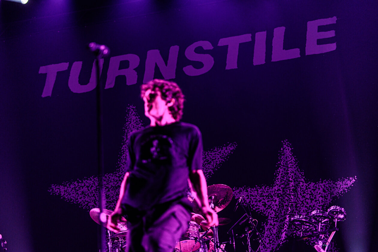 Turnstile performing on tour